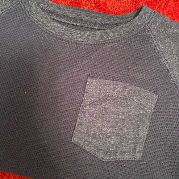 2 Long Sleeve Shirts - Picture 2 of 5